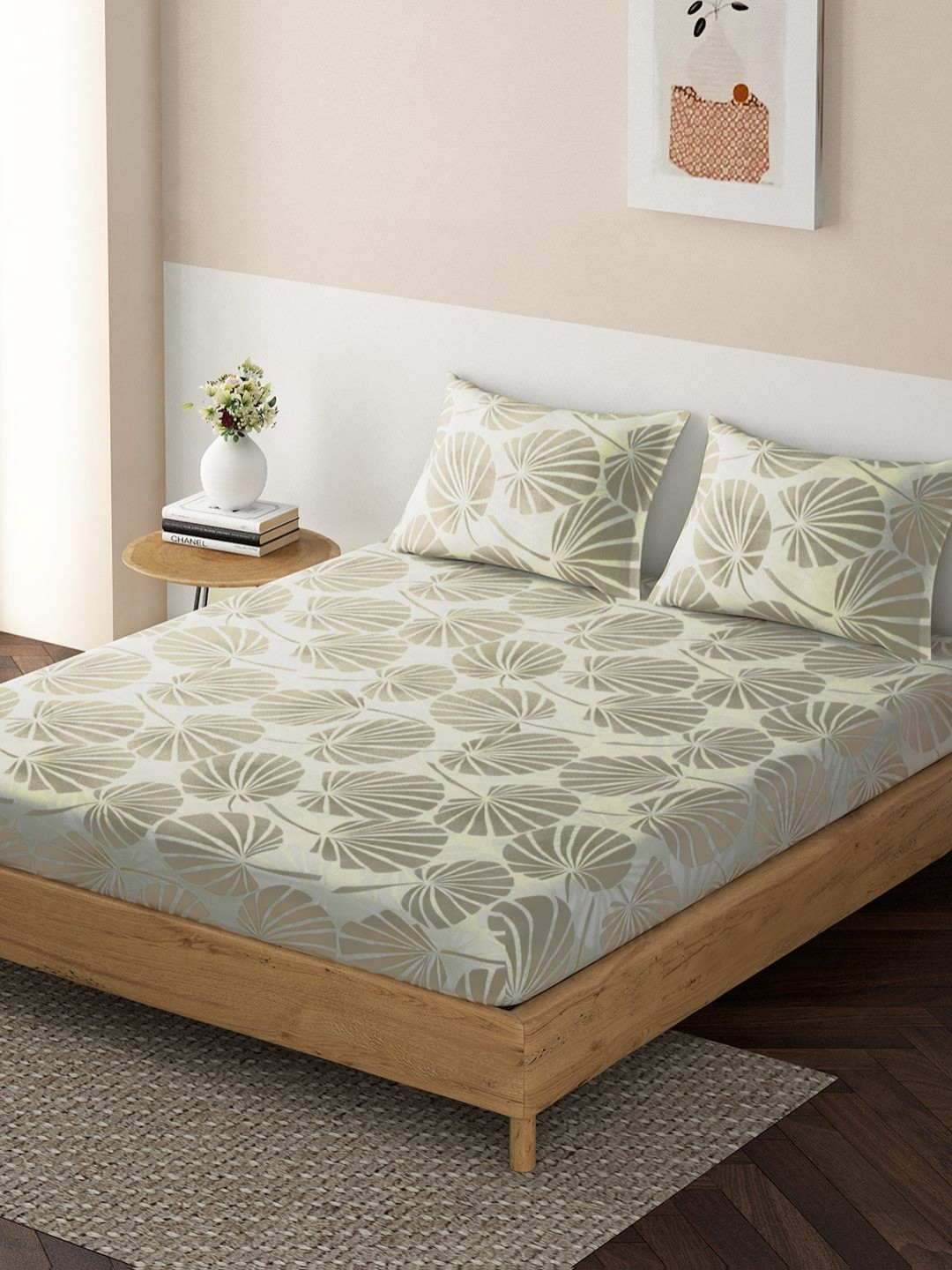 HOKIPO Off White Leaf Microfiber 140 TC Fitted Queen Bedsheet with 2 Pillow Covers-183 x 183 cm