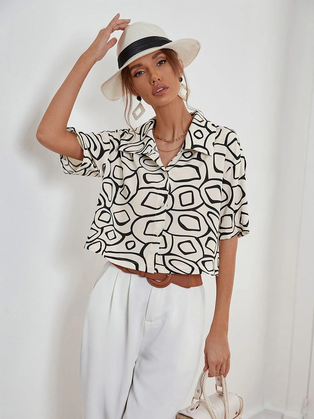 BAESD Women Geometric Print Sheen Shirt Style Top