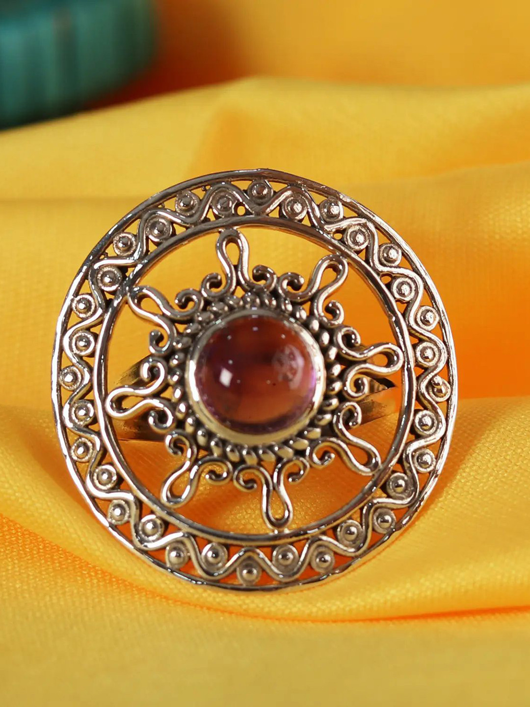 Exotic India Amethyst Stone Sun-Design Round Sterling Silver Ring