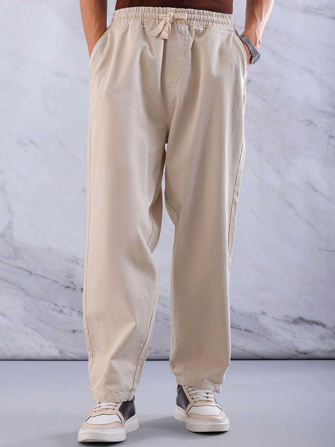 The Indian Garage Co Men Baggy Fit Cotton Elasticated Waist Jeans