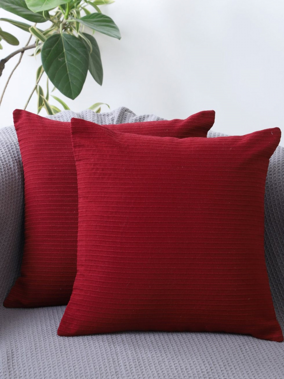 Jamio Firati Red Cotton Breathable 2 Square Cushion Covers -16x16In