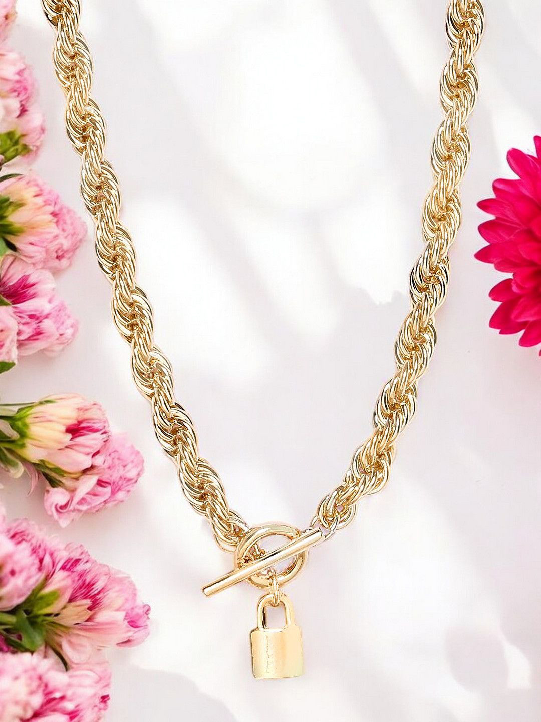 fabula Gold-Plated Thick Interwoven Link Chain With Lock Design Choker Necklace