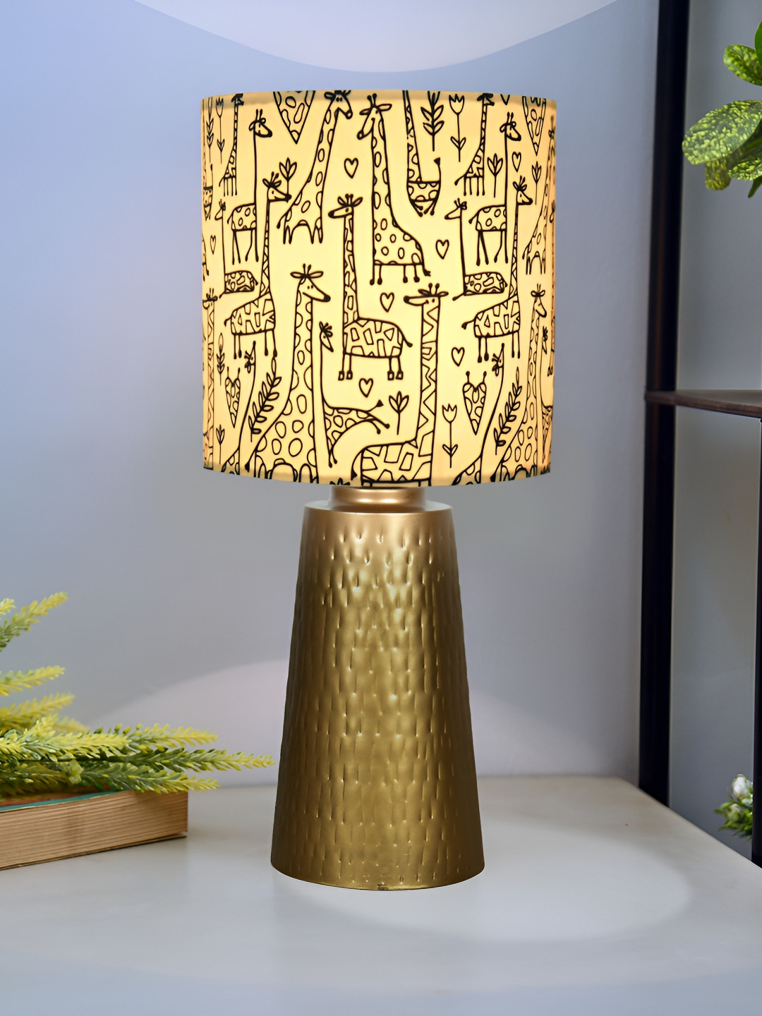 Homesake Gold Toned & Beige Printed Metal Cylindrical Shaped Table Lamp With Bulb