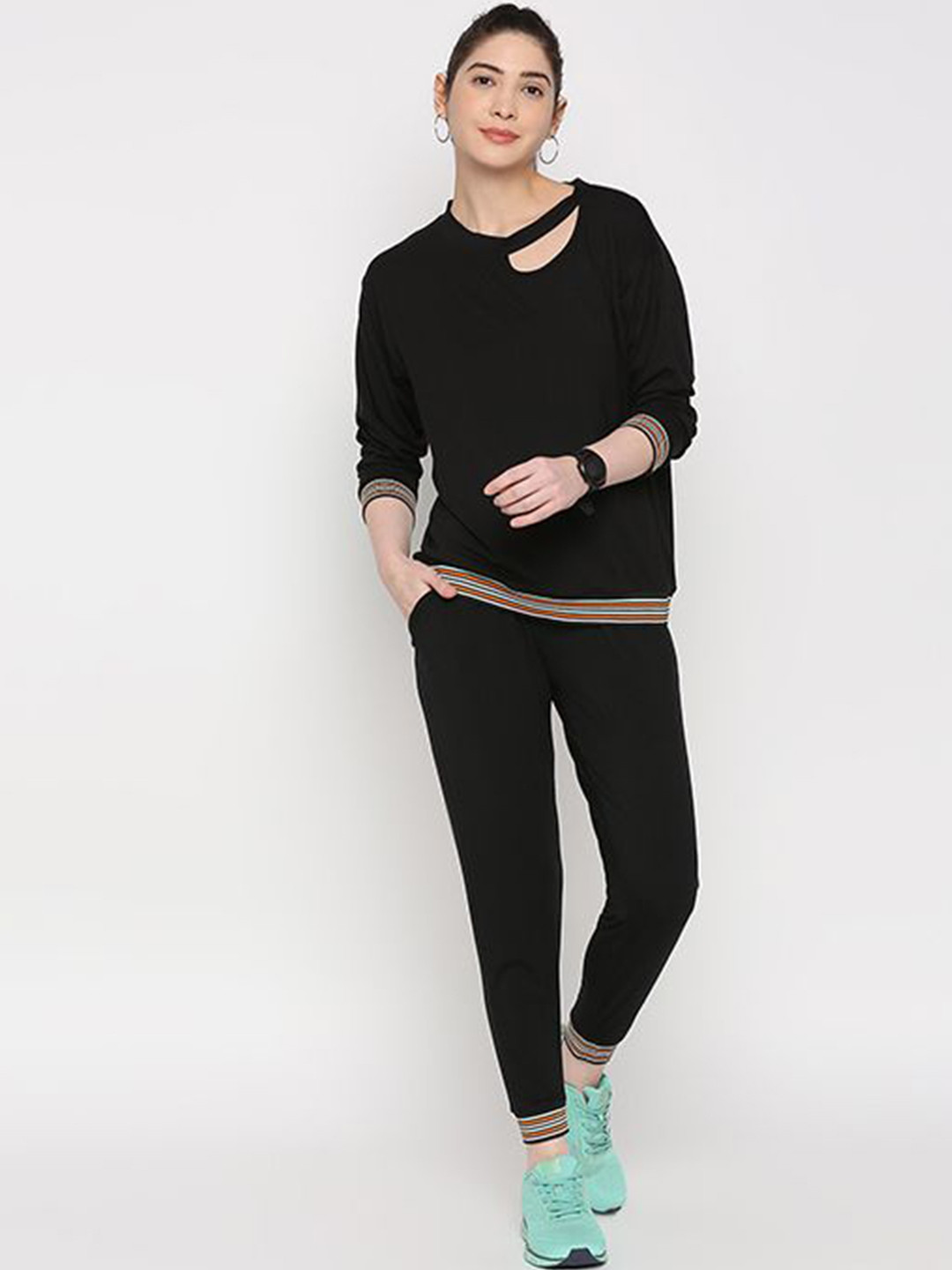 Tuna London Versatile Ensemble Pure Cotton T-Shirt With Jogger
