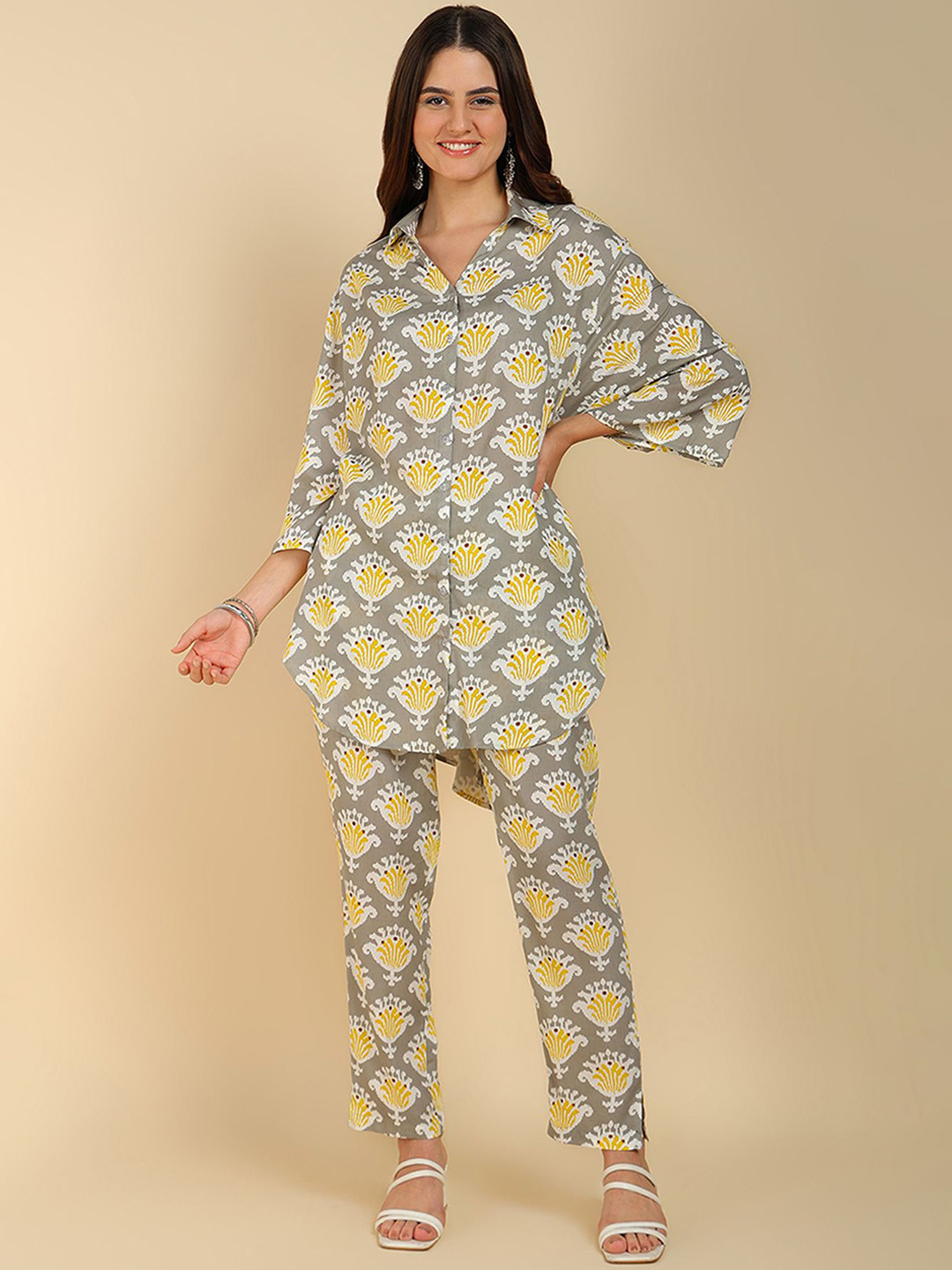 House Of Zelena Printed Maternity Feeding Shirt With Trousers