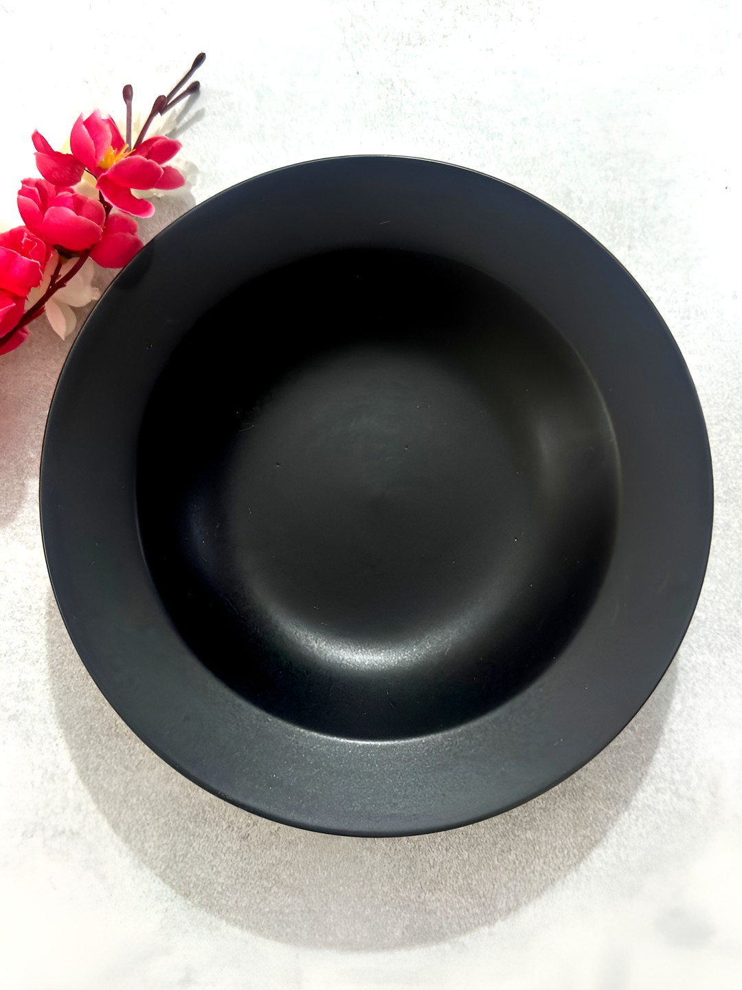 Lupaava Black Ceramic Microwave Safe Round Plate