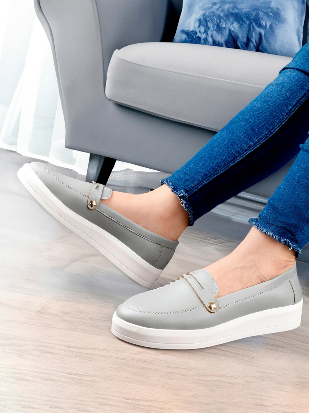 DressBerry Women Slip-On Solid Loafer Casual Shoes