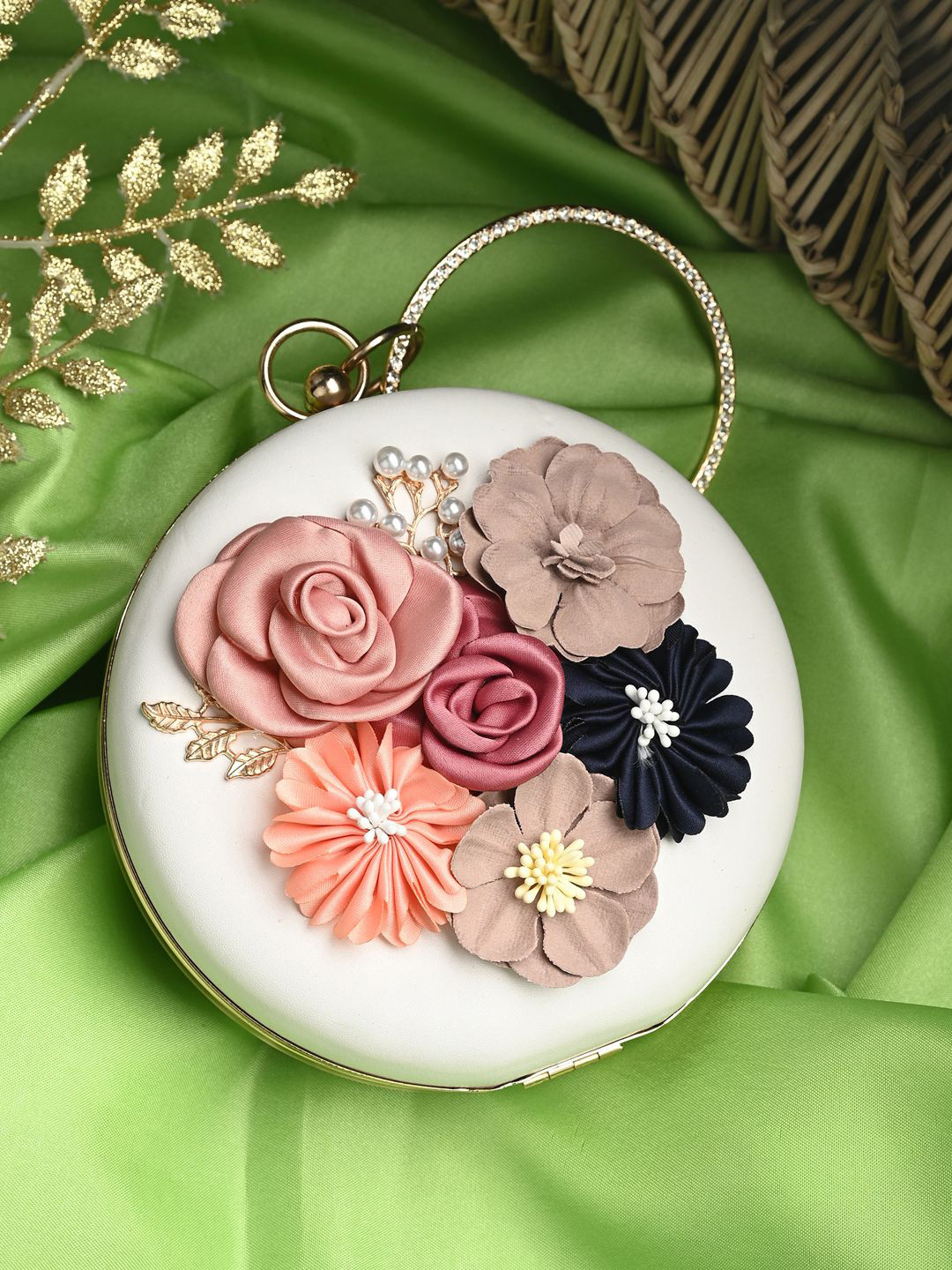 Sangria White Floral Embellished Box Clutch