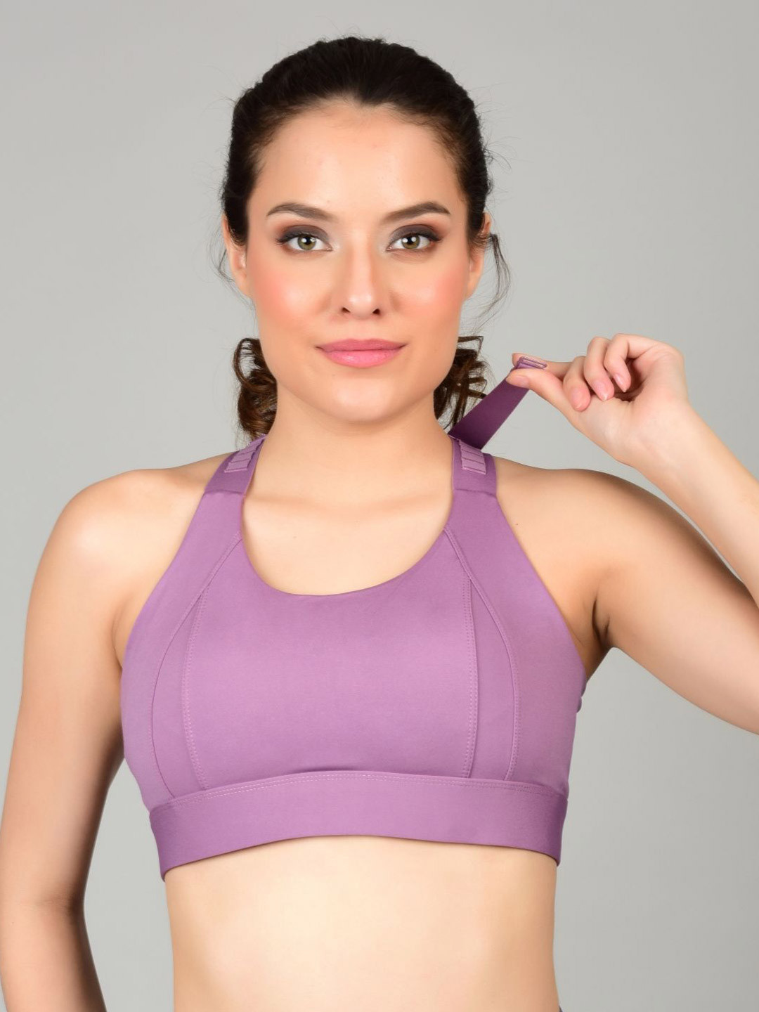 Poftik Adjustable Straps Full Coverage Lightly Padded Sports Bra