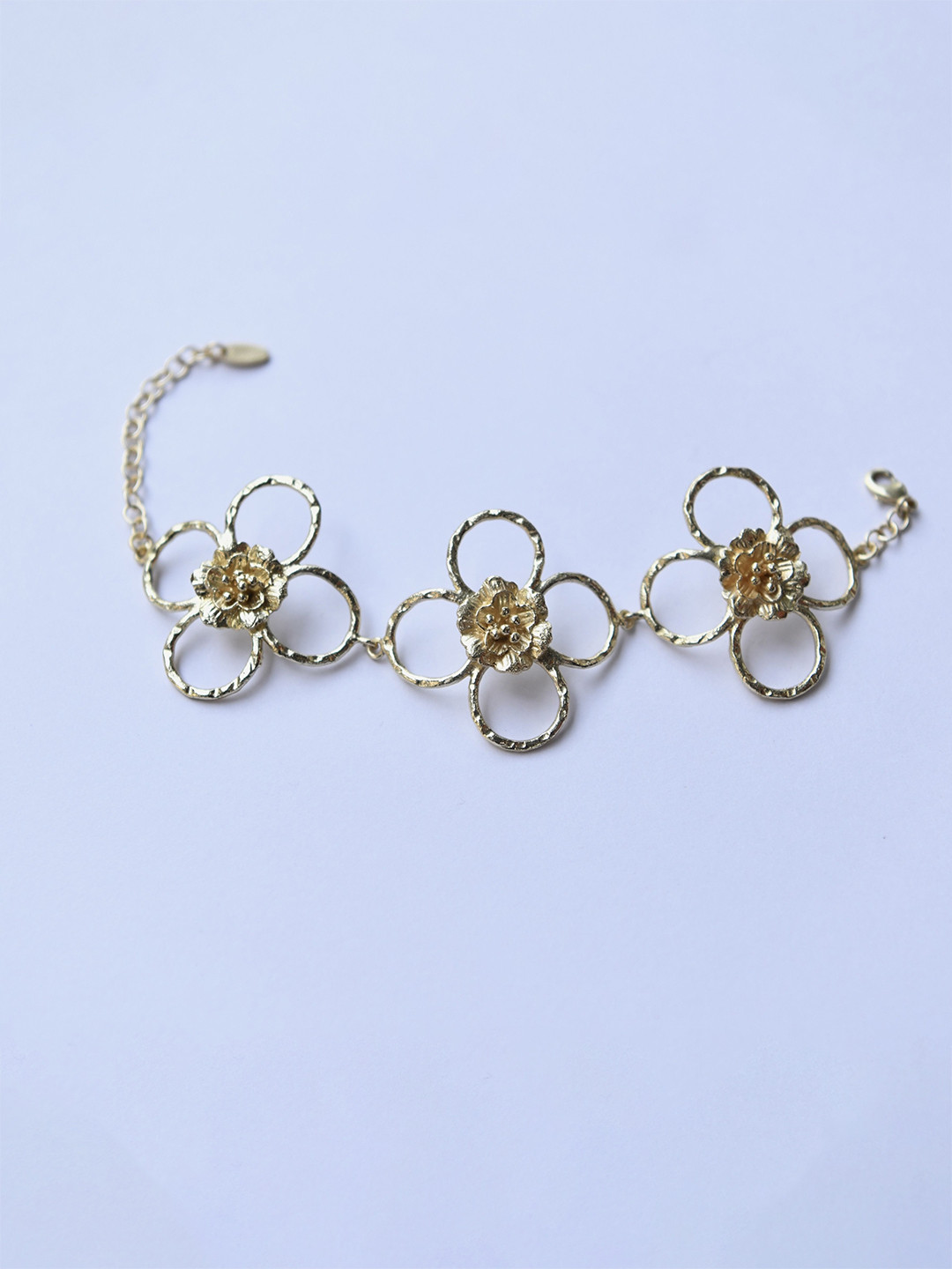 Totapari Gold Plated Flowers Bracelet