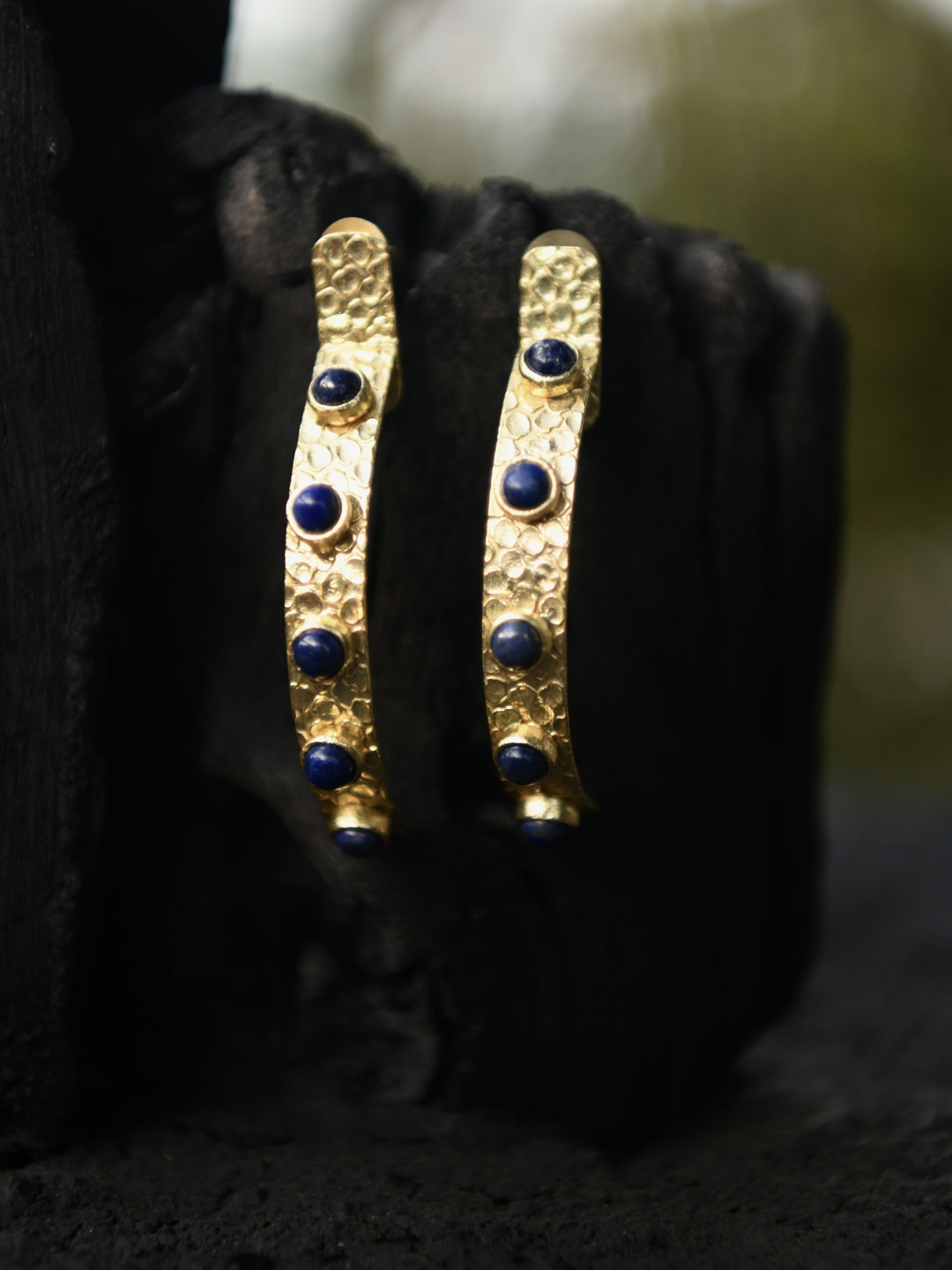 TOTAPARI Gold-Plated Lapis Lazuli Hoops Earrings