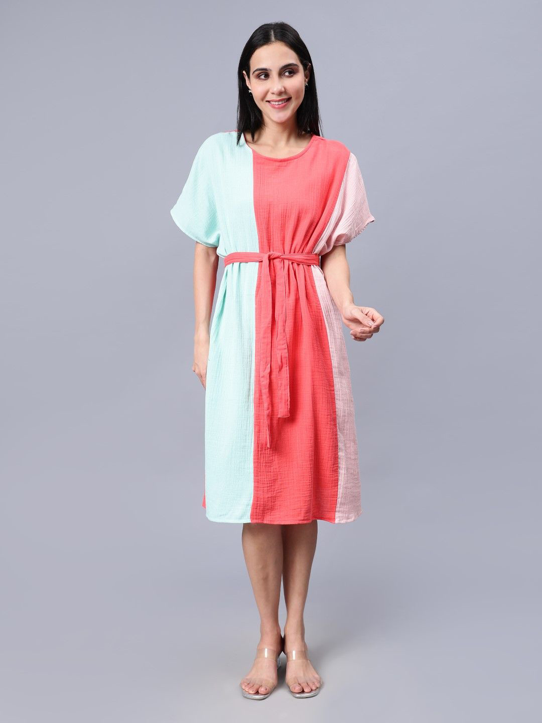 Indyvarna Women Colorblocked Round Neck Flared Sleeves Knee Length Kaftan Dress