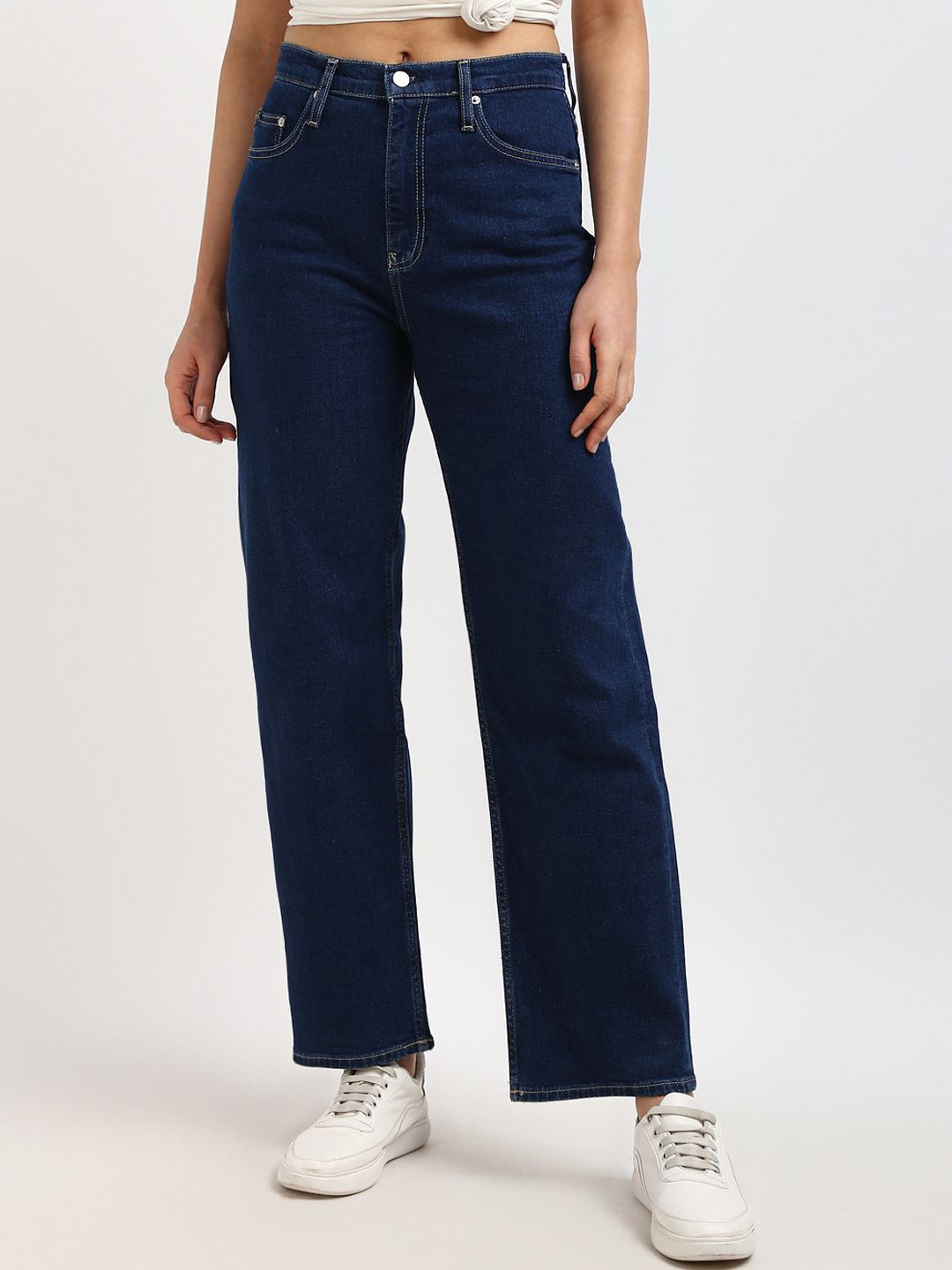 Calvin Klein Jeans Women Regular Fit  Mid-Rise Regular Fit  Jeans