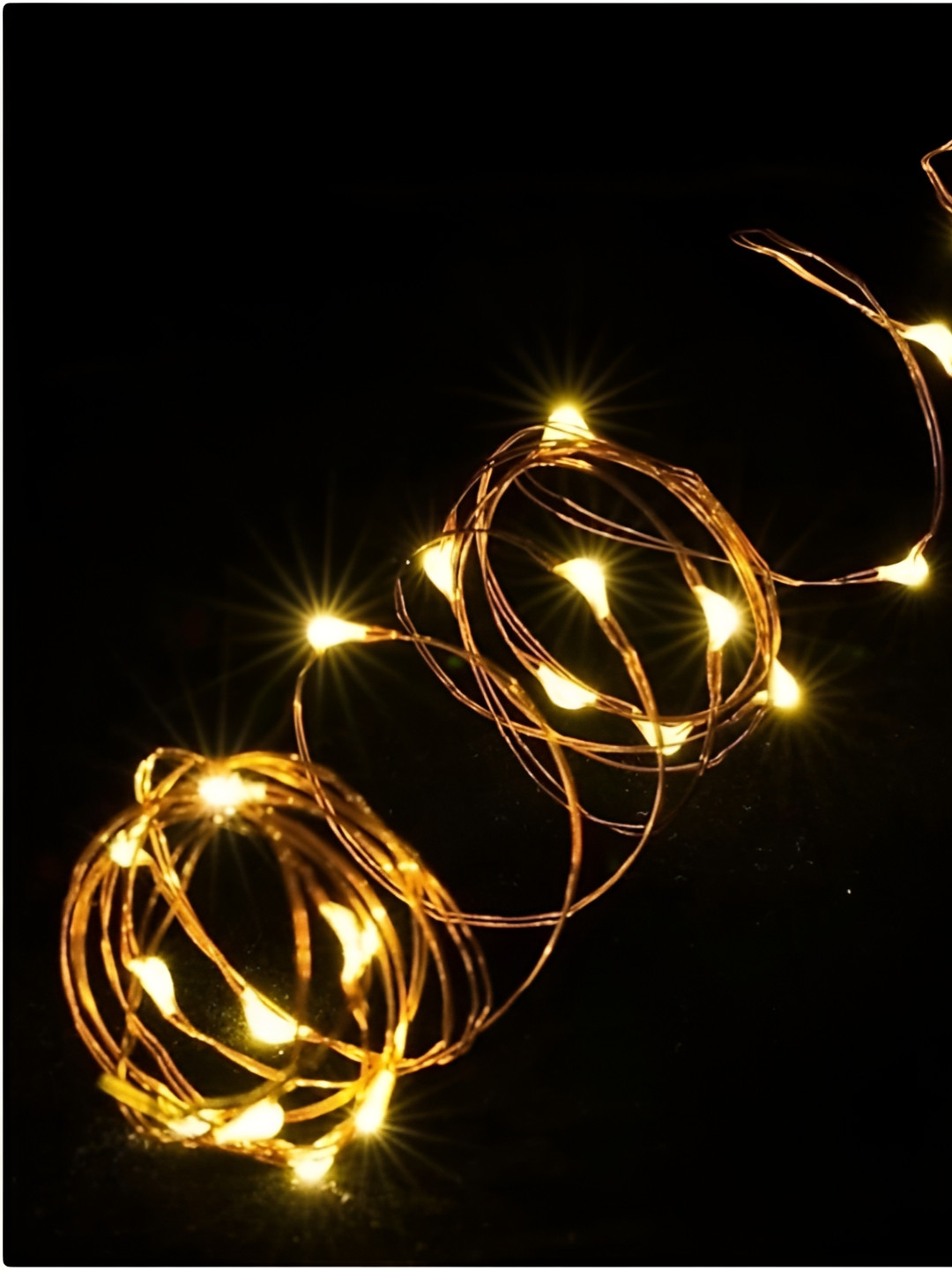 ENORMITY Yellow Rice Shape Core String Lights