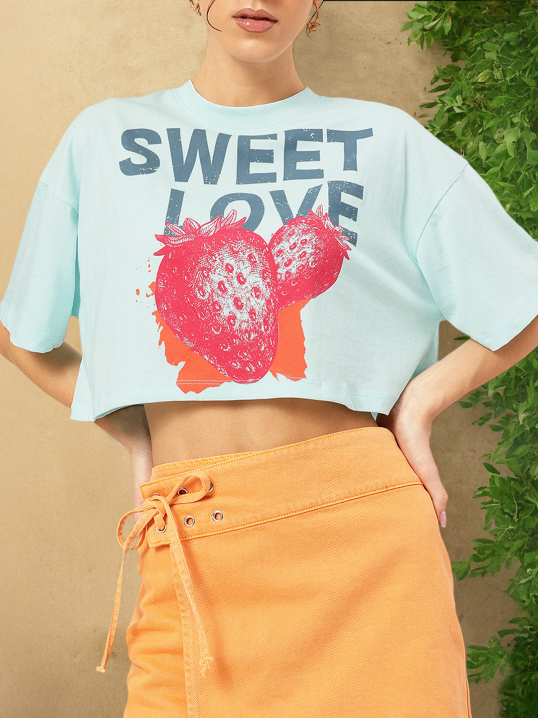 DressBerry Drop Sleeves Printed Boxy Crop Tee