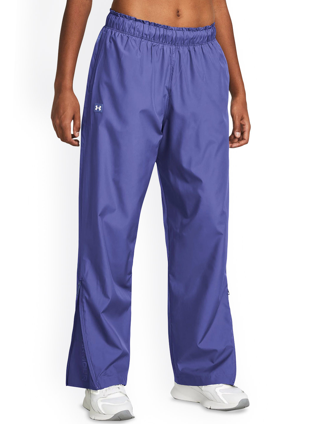 UNDER ARMOUR Women Solid Mid Rise Regular Fit Track Pants
