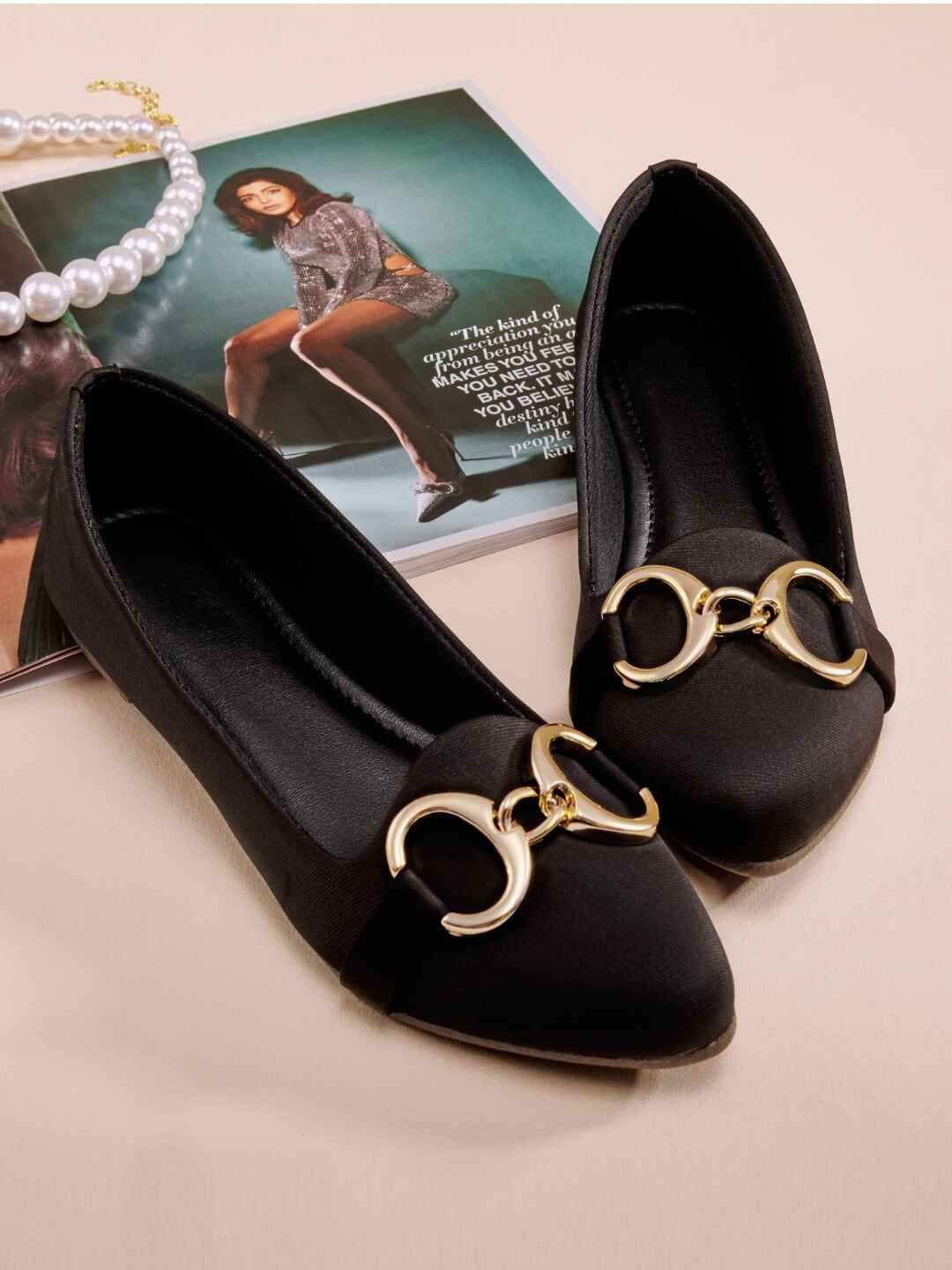 YASSIO Women Velvet Buckle Detail Ballerinas