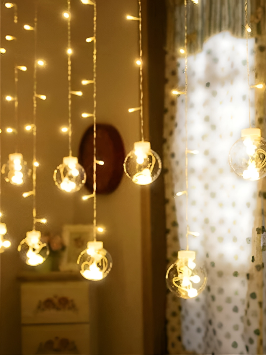 ENORMITY  Yellow Bulb Shape String Lights