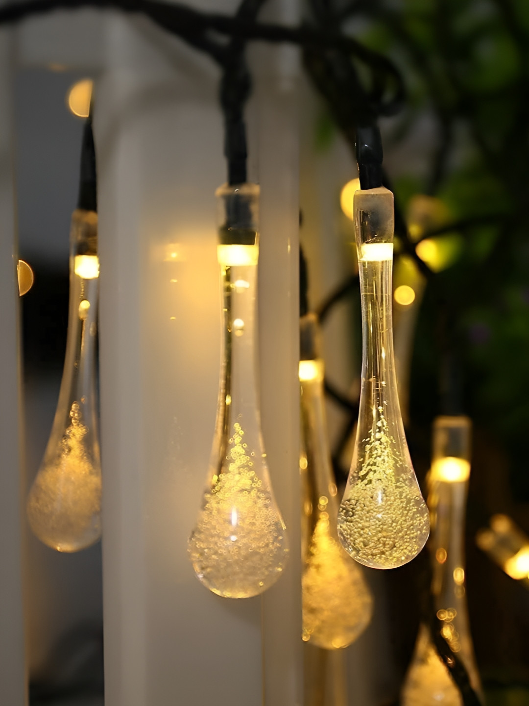 ENORMITY Yellow Teardrop Shaped String Lights