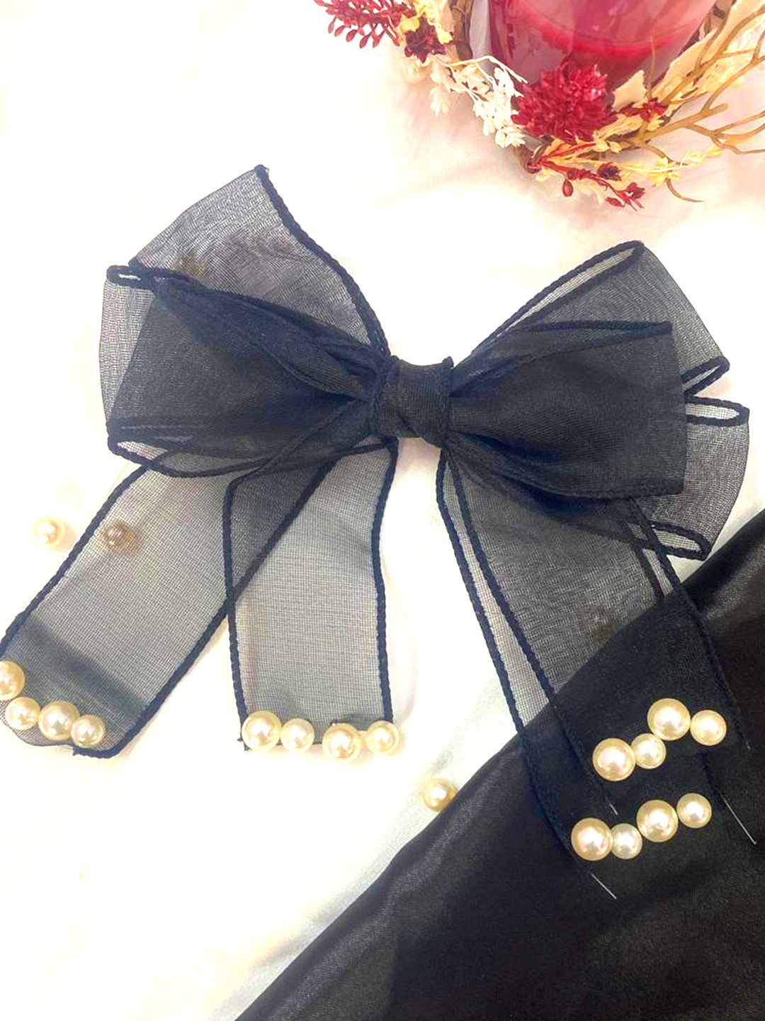 Majestique Set of 1 Black Hair Ribbon Pearl   Alligator Clip