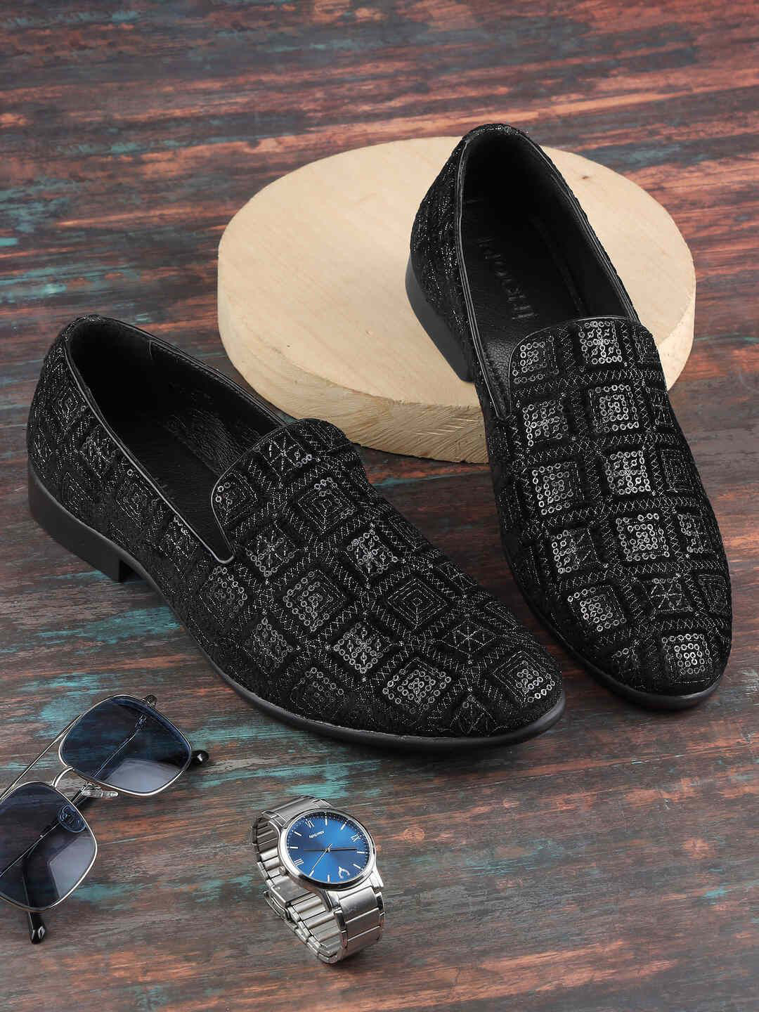Mochi Embellished Casual Loafer