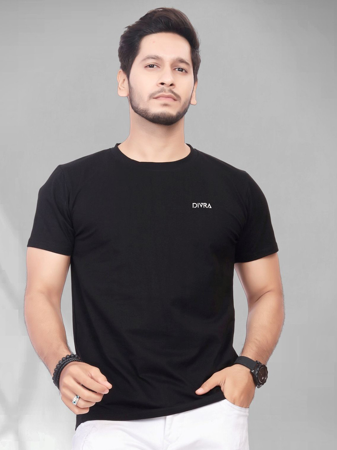 Divra Clothing Men Pure Cotton Pockets T-shirt