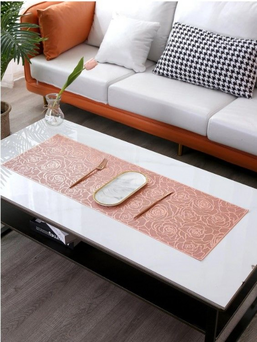 LooMantha Pink Floral Printed Table Runner