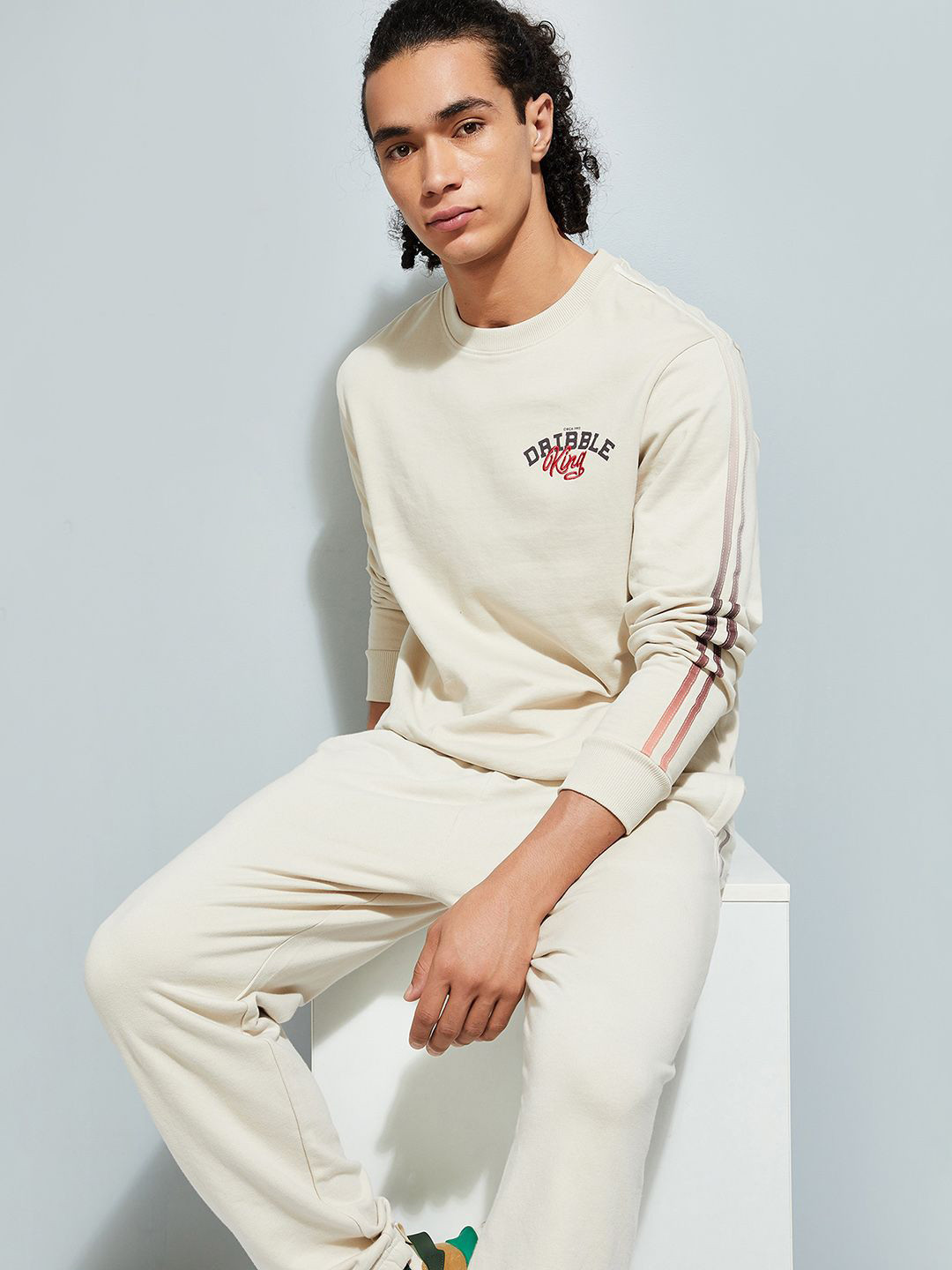 max Men Sweatshirt