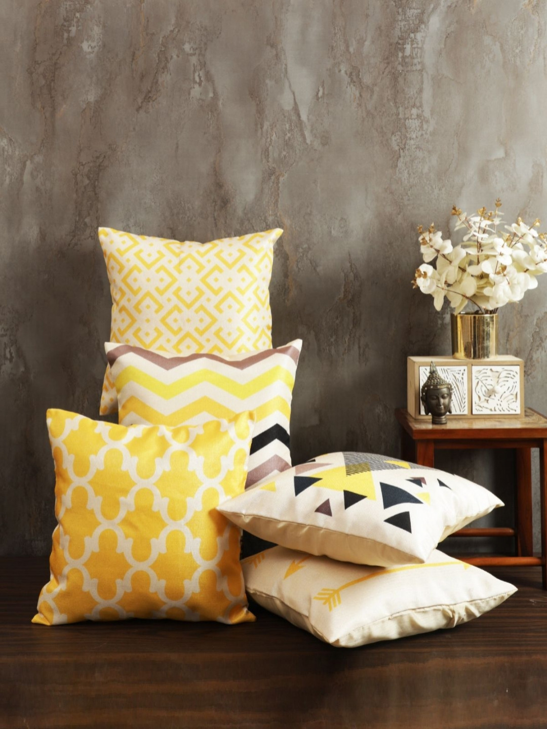 Myntra Elegant Homes Yellow & Cream 5 Pieces Geometric Printed Square Cushion Covers
