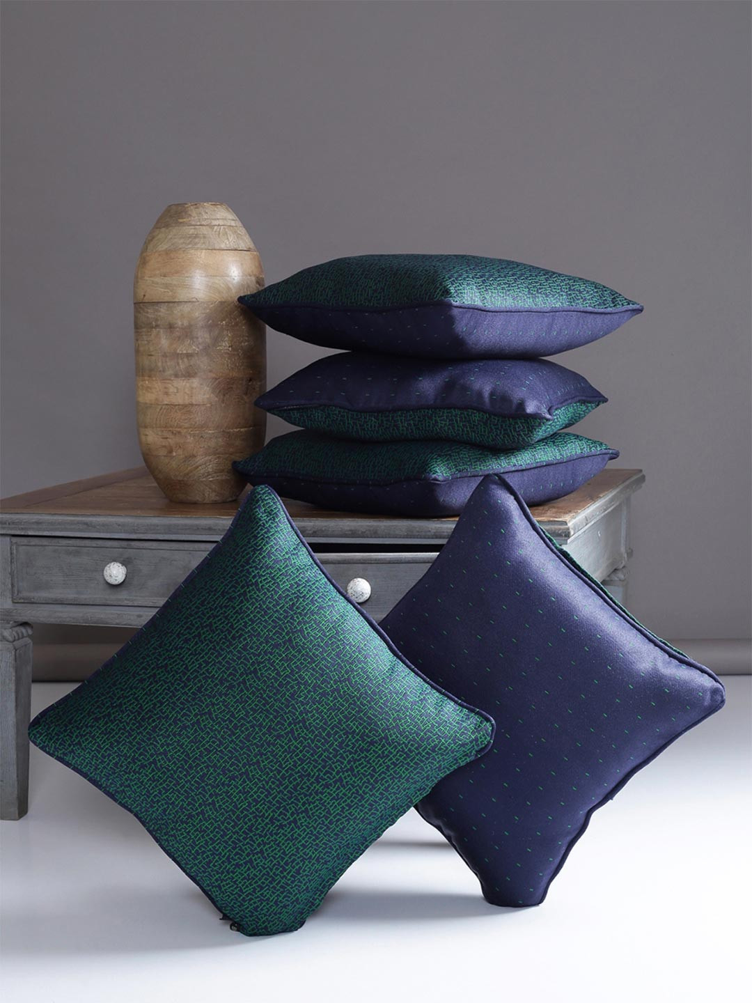 Myntra Elegant Homes Green & Blue 5 Pieces Geometric Printed Square Cushion Covers