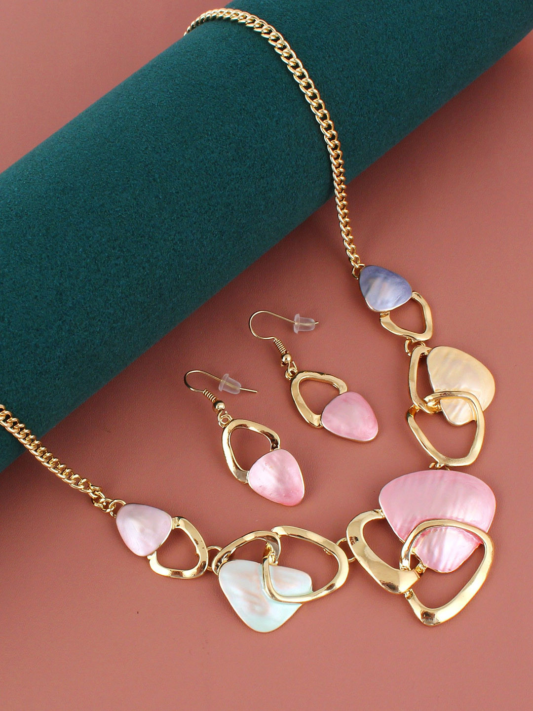 LUCKY JEWELLERY Gold-Plated Meenakari Jewellery Set