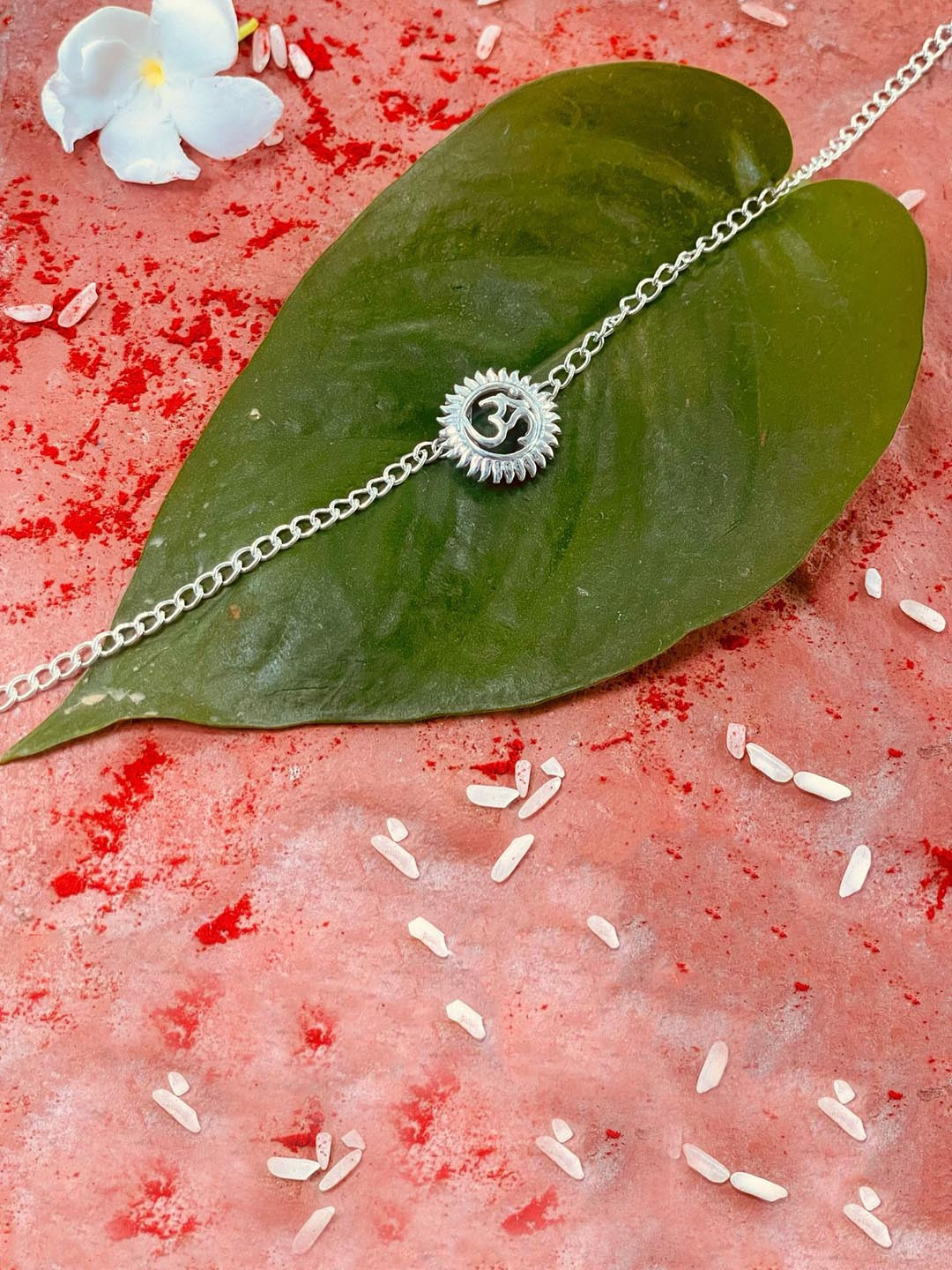 trueBrowns Men 925 Sterling Silver Om Silver Chain Bracelet