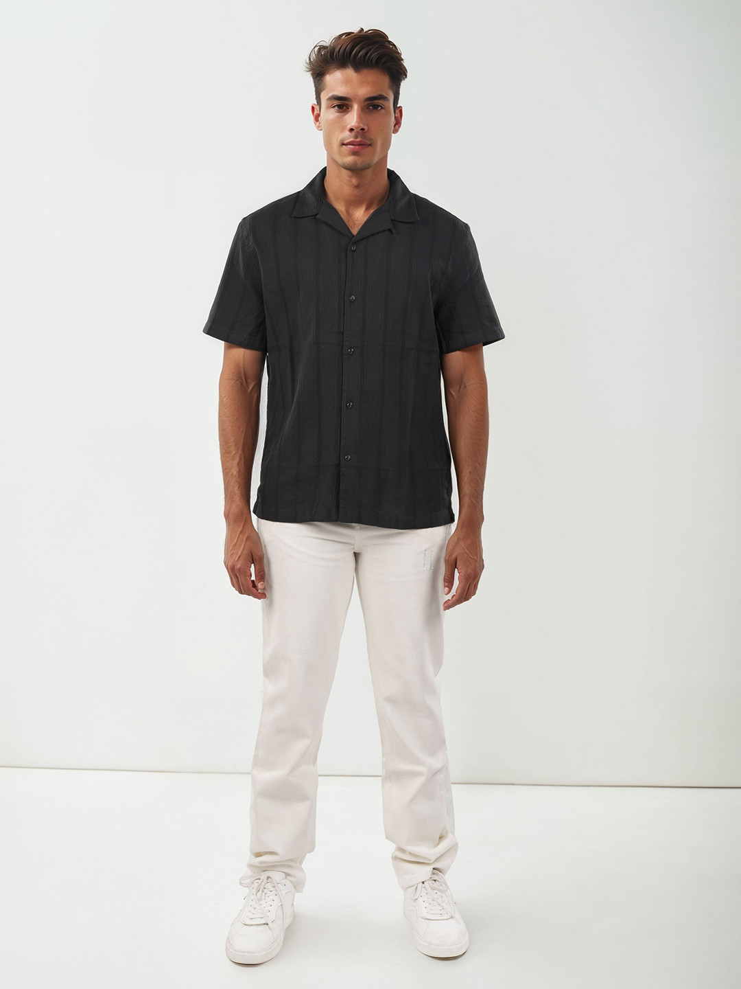 Celio Men Black Striped Regular Fit Cotton Flat Knit Shirts