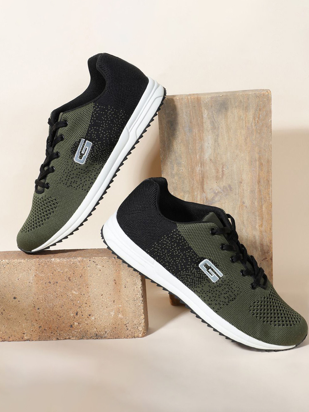 Goldstar Starlite Men Mesh Running Non-Marking Shoes