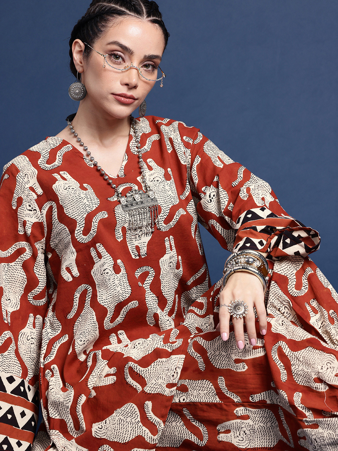 Taavi Pure Cotton Animal Printed A-Line Bagru Kurta With Salwar