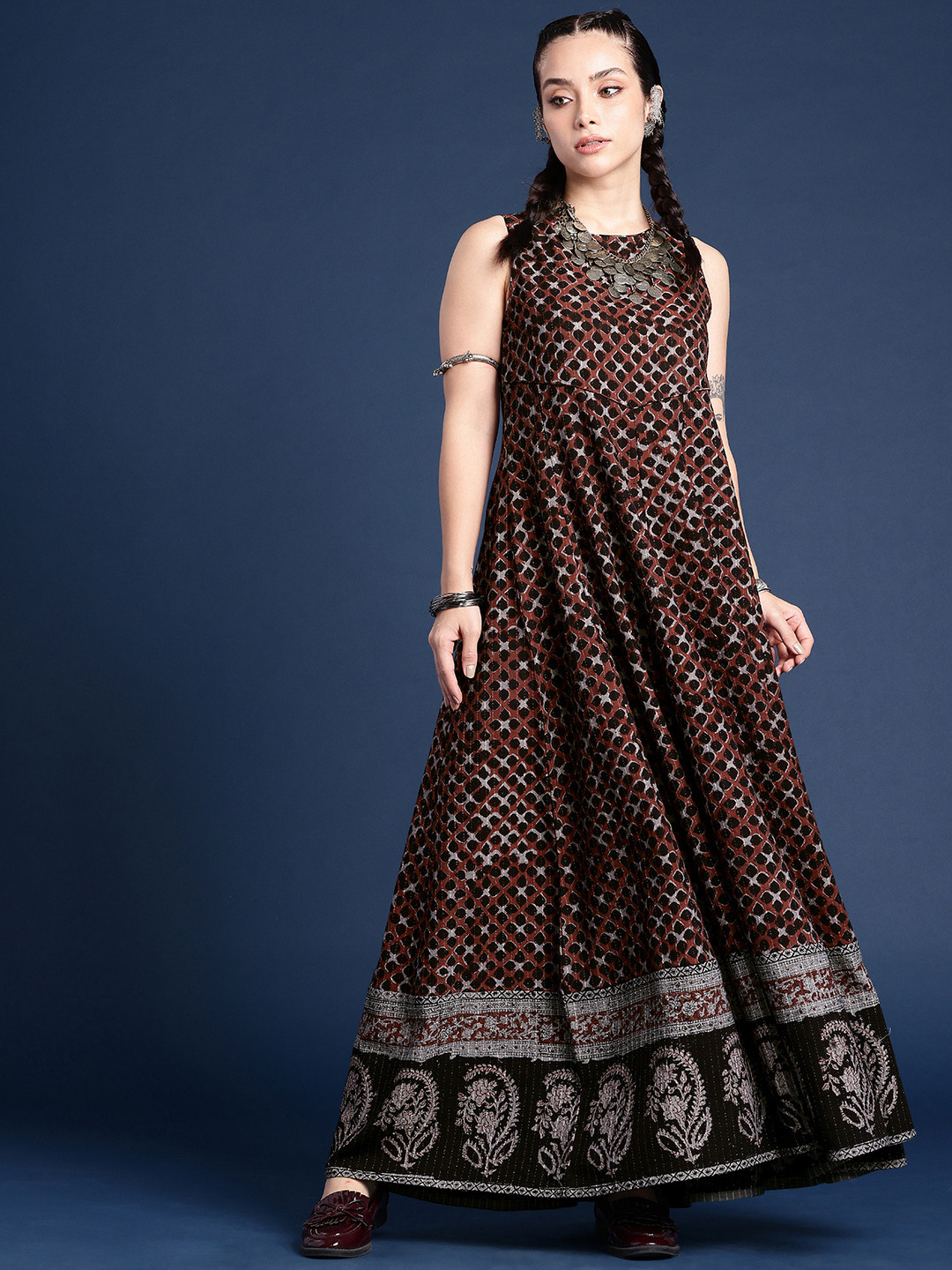 Taavi Paisley Indie-Floral Print Sleeveless Maxi Bagru Ethnic Dress