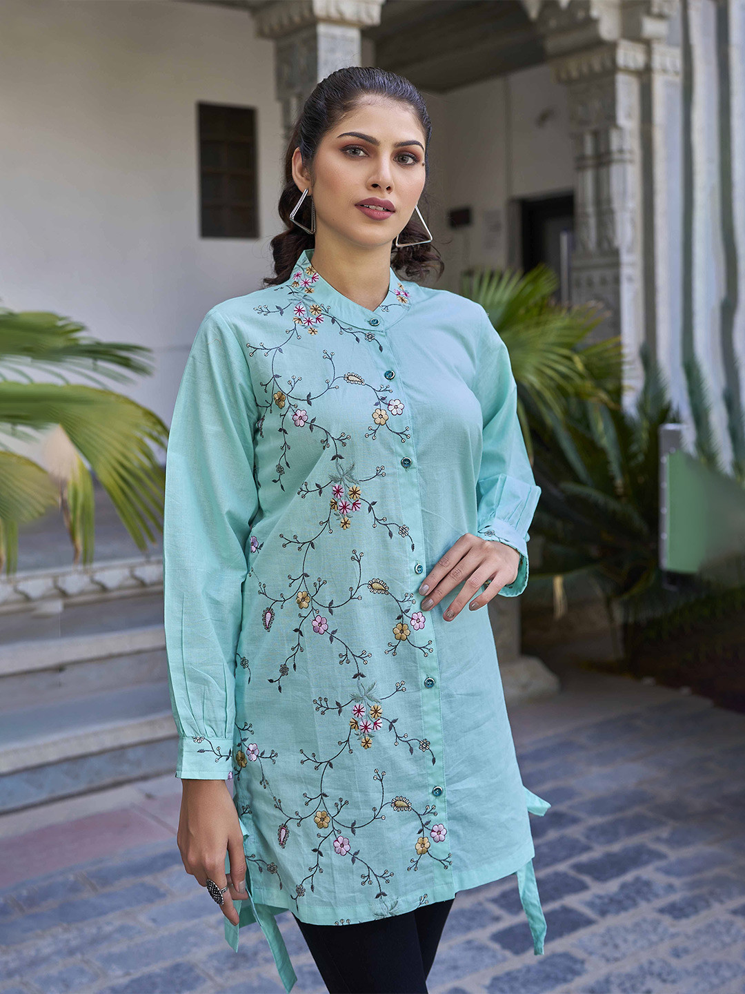 Kesudi Women Floral Printed Shirts