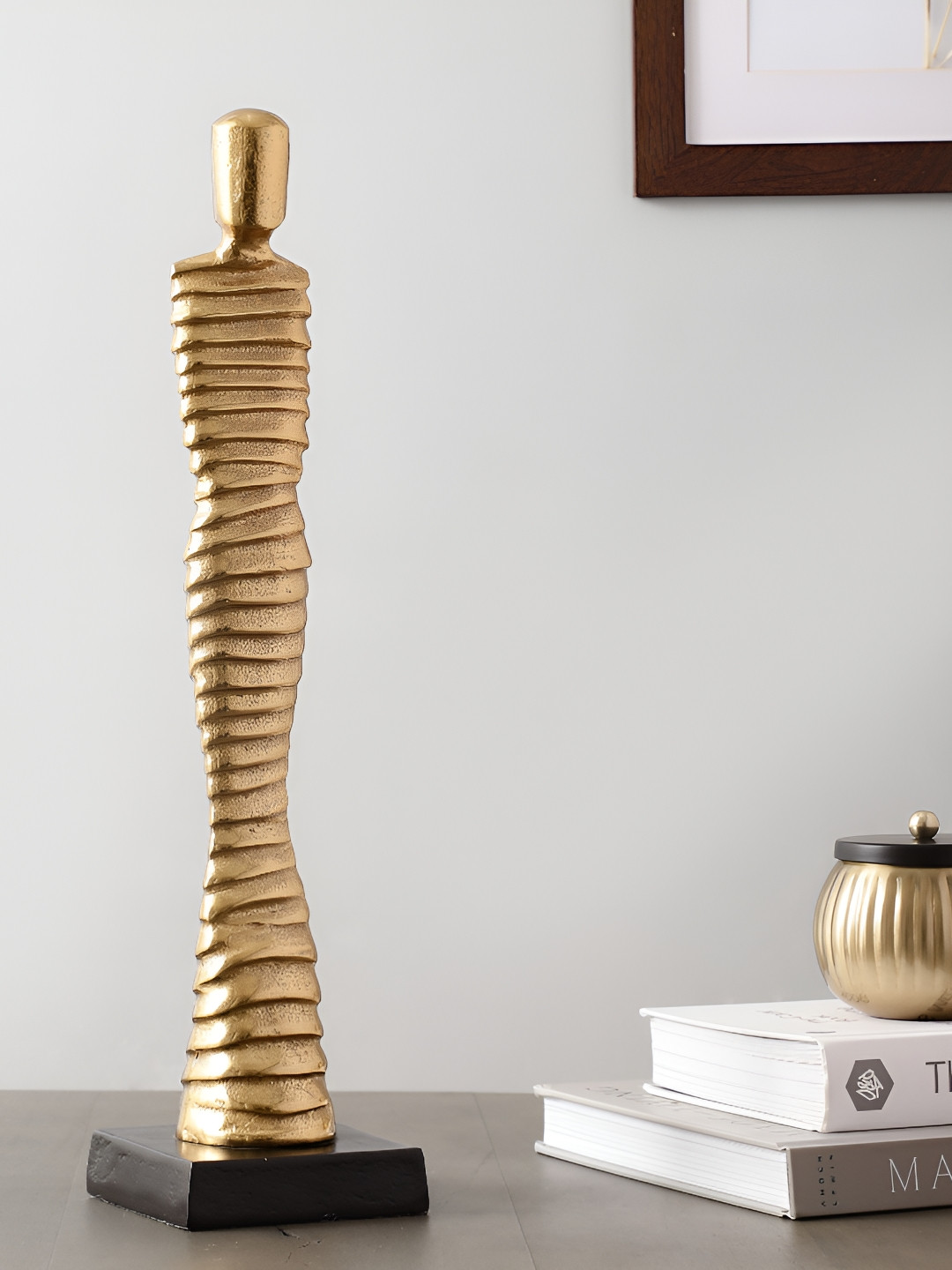 Decor de Maison Guardian Gold Metal Metallic Living Room Large Showpiece - 17.3 Inches