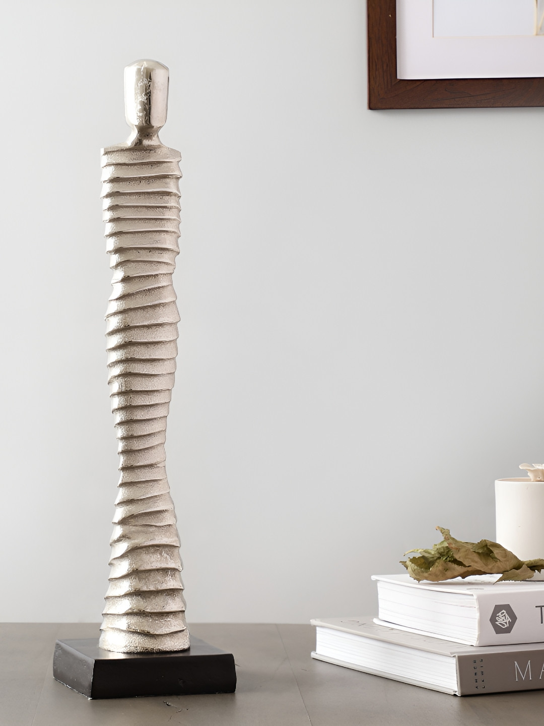 Decor de Maison Guardian Silver Metal Metallic Living Room Large Showpiece - 17.3 Inches