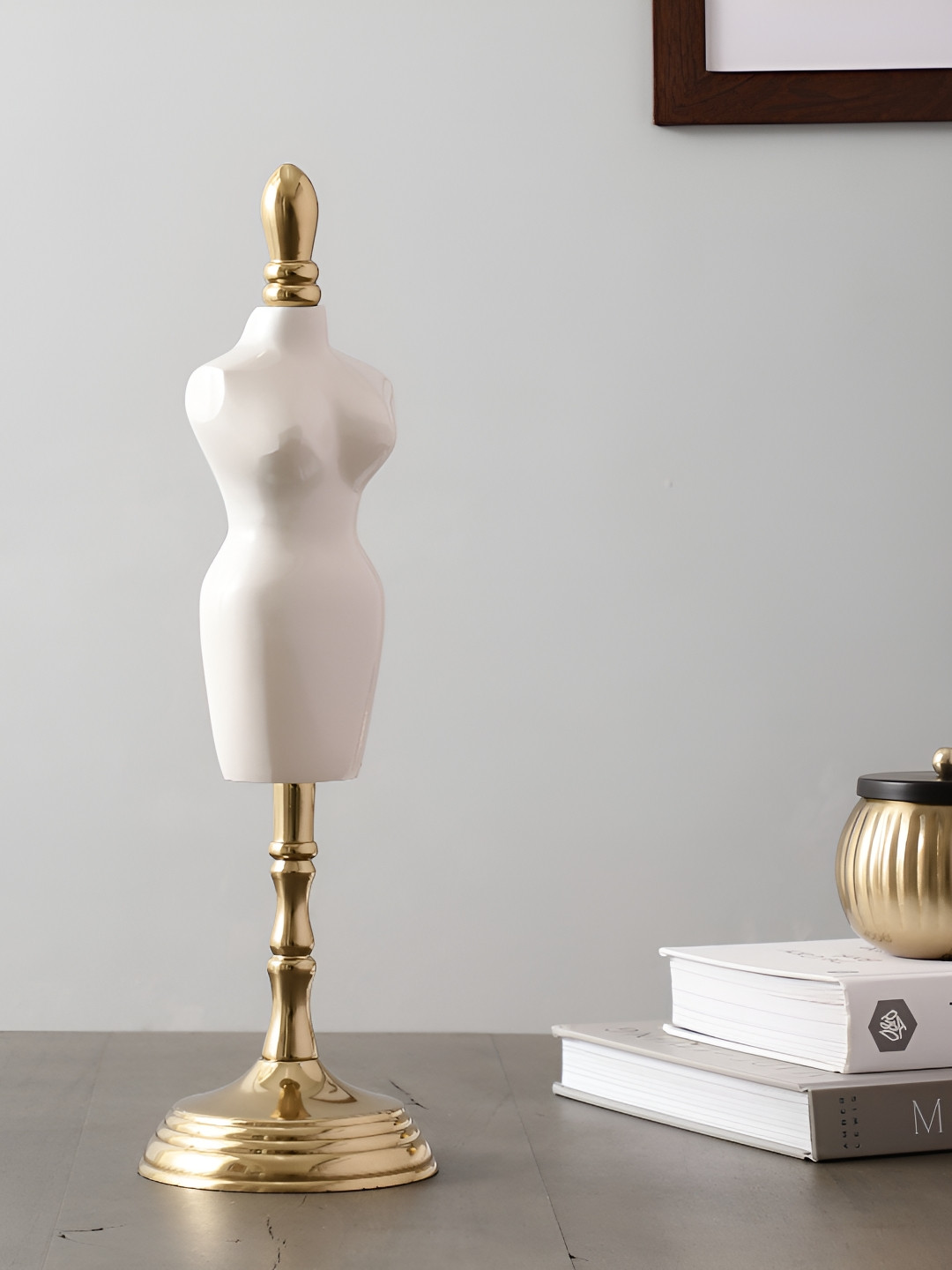 Decor de Maison Miniaturised Mannequin in White White Metal Matte Living Room Large Showpiece - 15.7 Inches