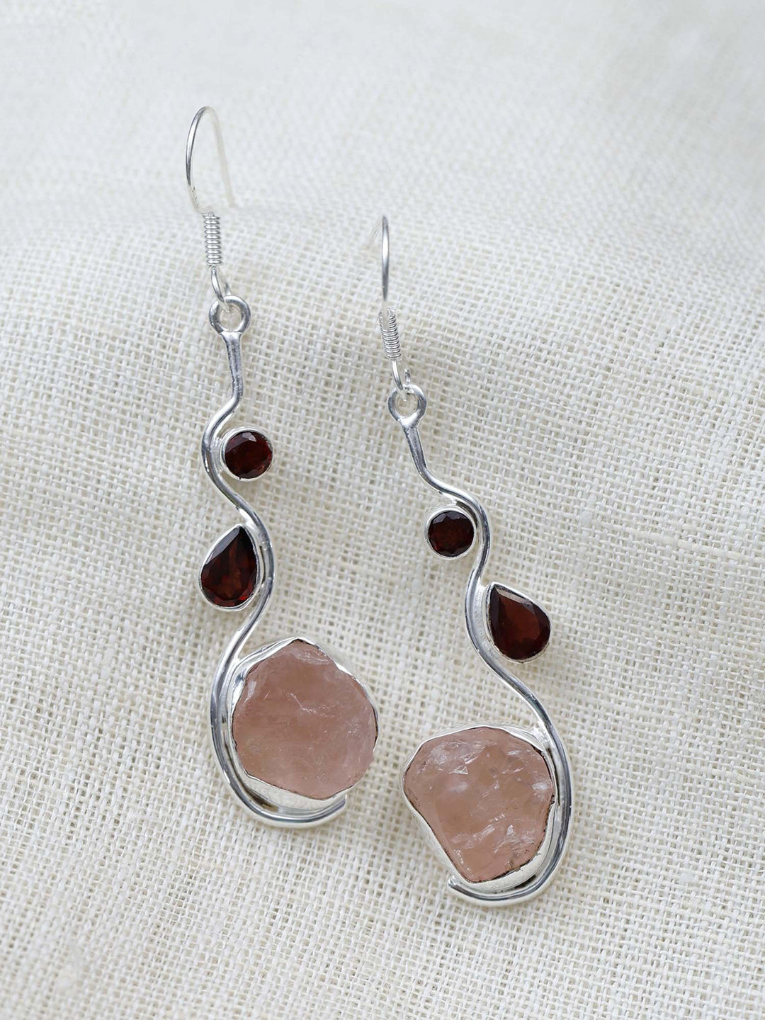 Exotic India Raw Lapis Lazuli And Peridot Gemstone Sterling Silver Dangle Earrings