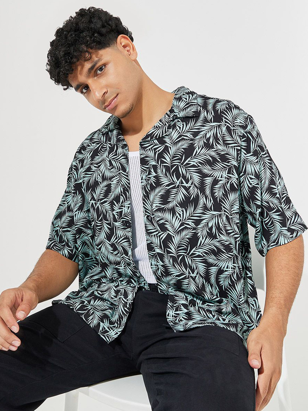 Styli Men All Over Print Resort Collar Relaxed Fit Shirt