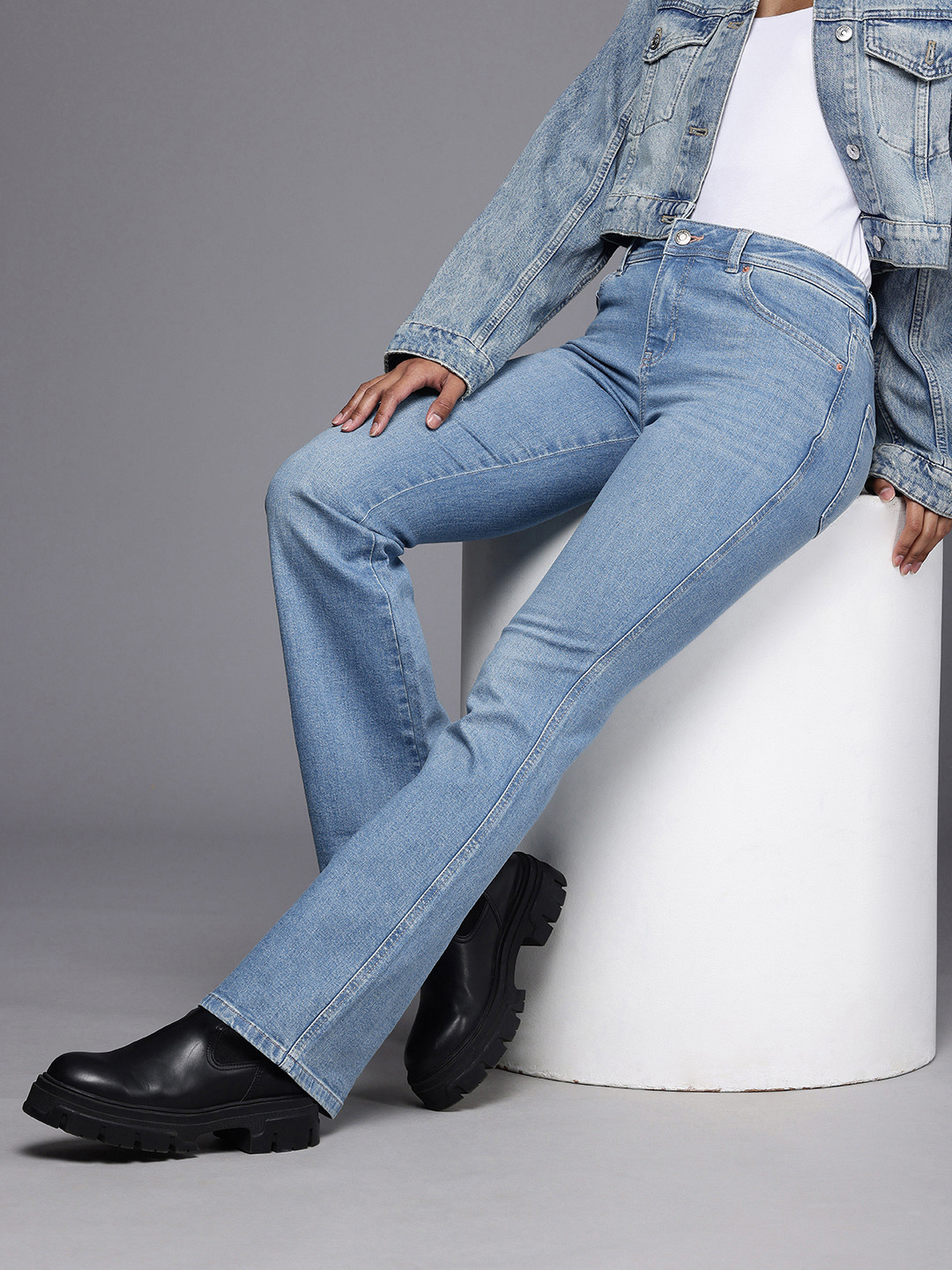 NEXT Women Flared Low-Rise Light Fade Stretchable Jeans