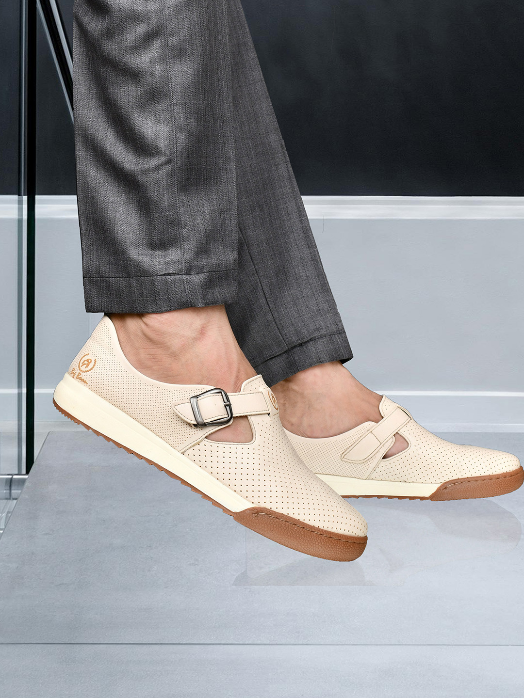 Big Boon Men Perforations Lightweight Clog Style Loafers