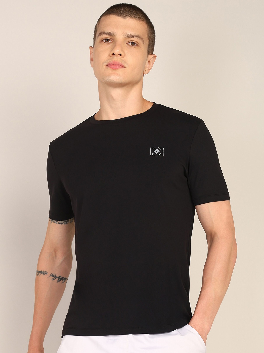Golden Kite Men Applique T-shirt