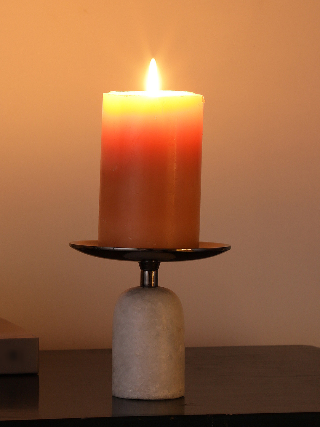 Decor de Maison Black & White Aluminium Pillar Candle Holder