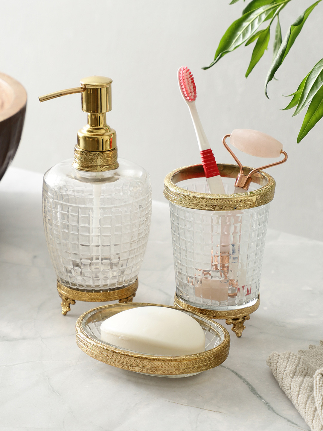 Decor de Maison Alteza Gold Toned 3 Pcs Textured Classic Glass Bath Accessories Set