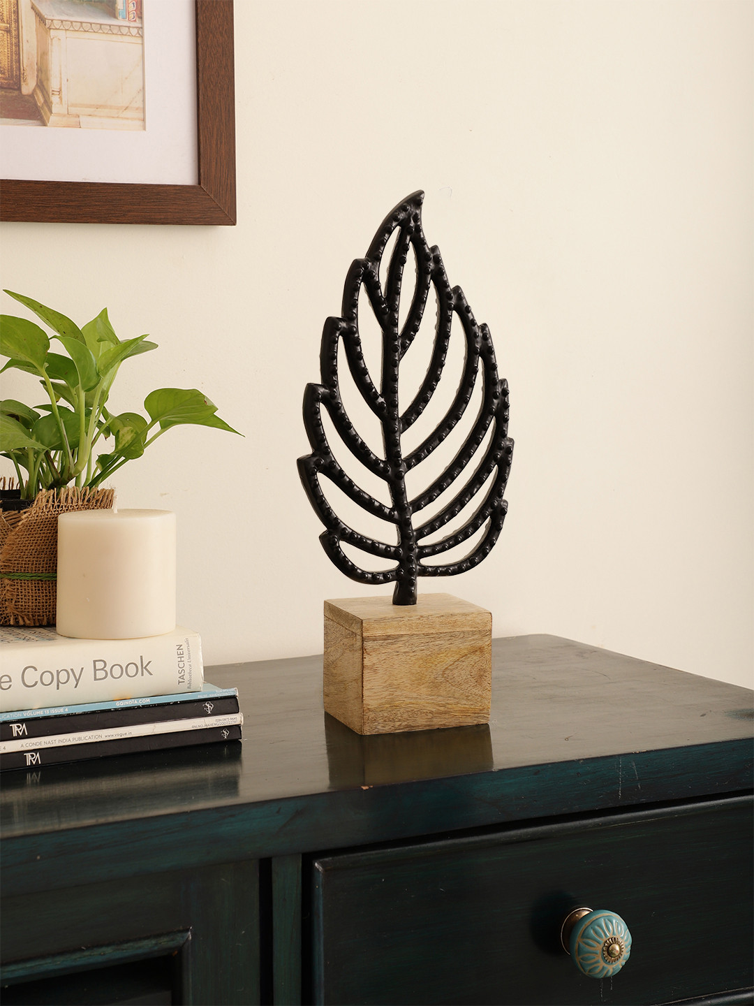 Maison Modern Autumn Breeze Leaf Black Metal Metallic Living Room Medium Showpiece - 14 Inches