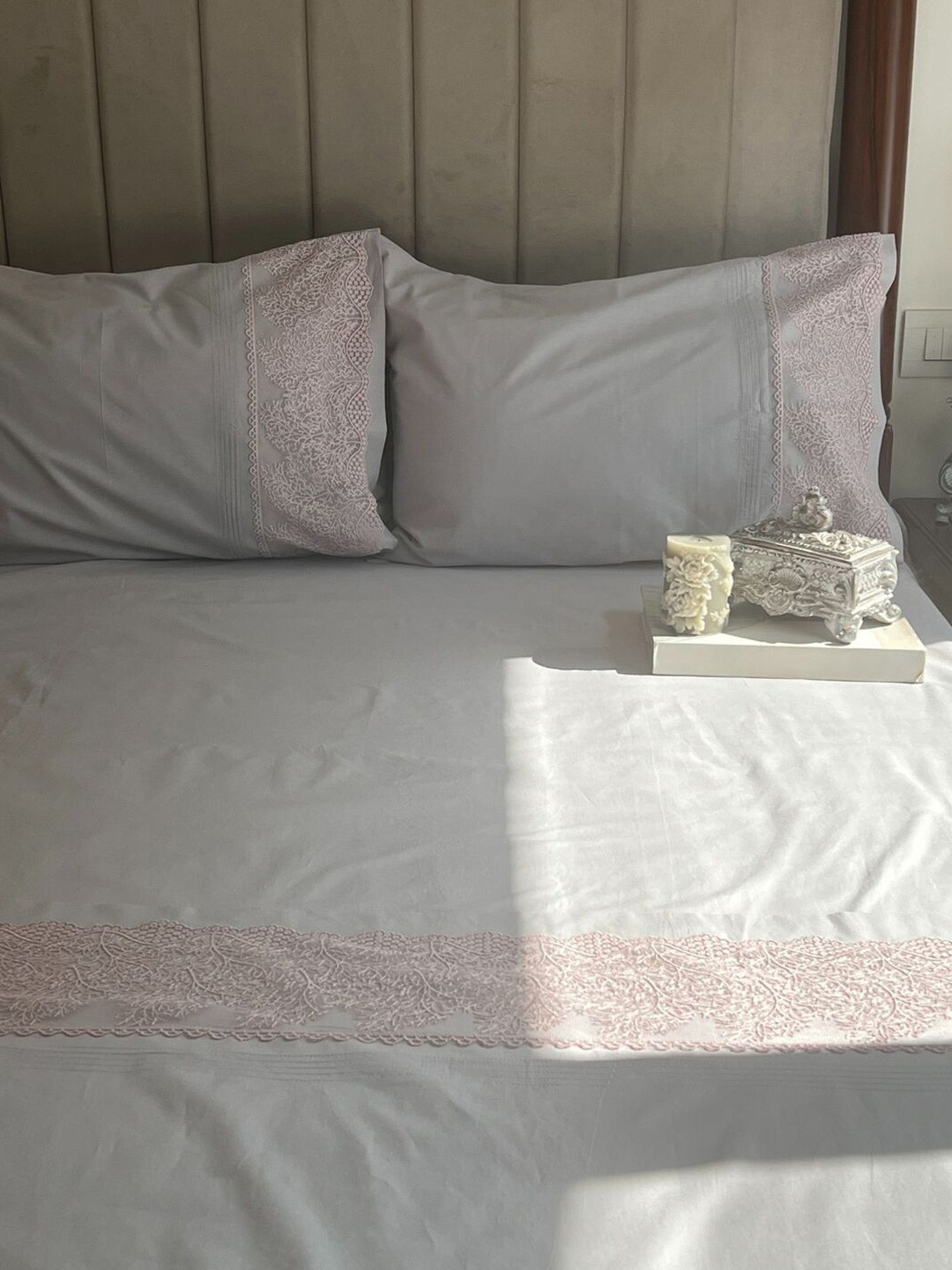 Sadyaska Chantilly Grey Abstract Cotton 250 TC King Fine Bedsheet with 2 Pillow Covers-108 x 108 inches