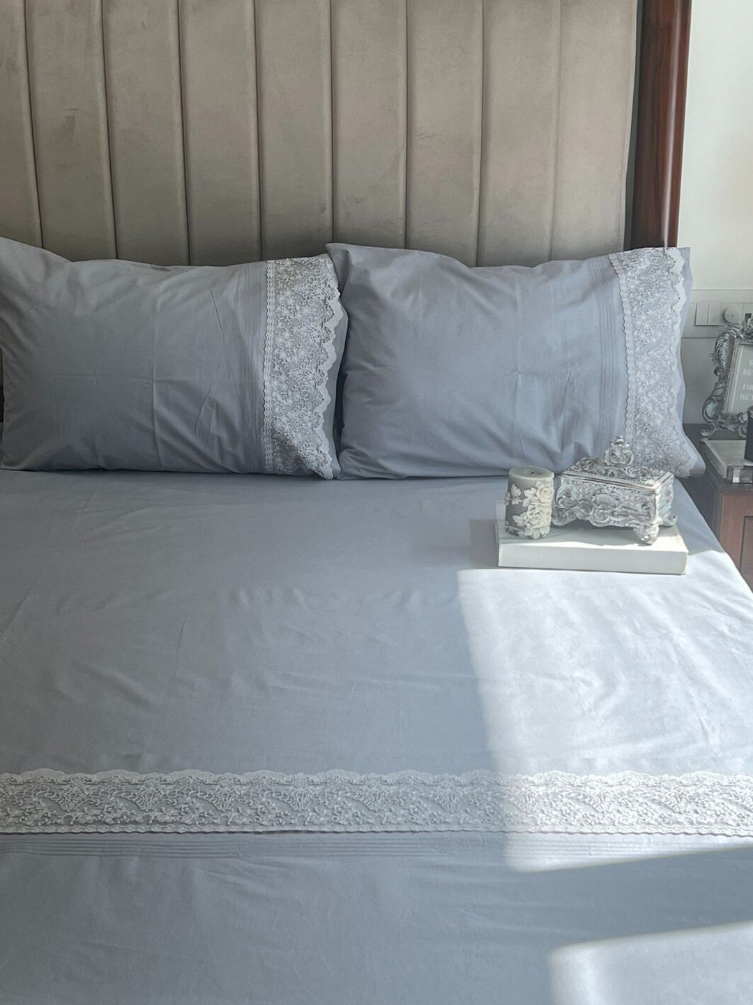 Sadyaska Chantilly Grey Floral Cotton 250 TC King Fine Bedsheet with 2 Pillow Covers-108 x 108 inches
